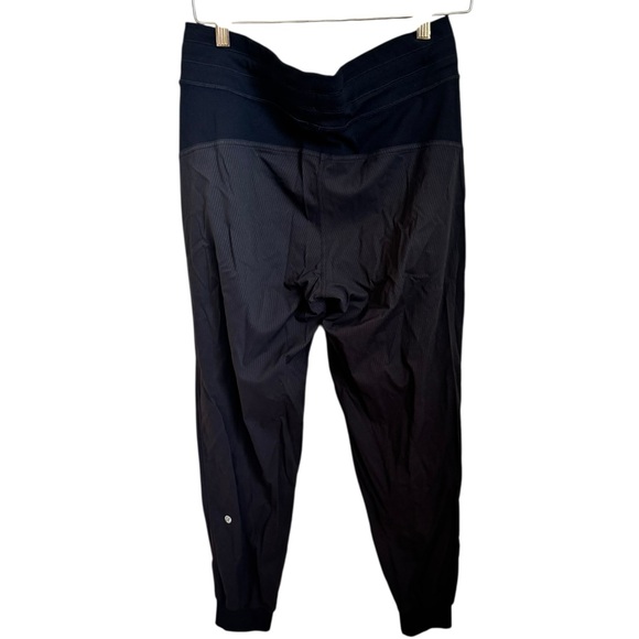Lululemon Dance Studio Mid-Rise Jogger
Full Length Black 8 - Picture 4 of 5